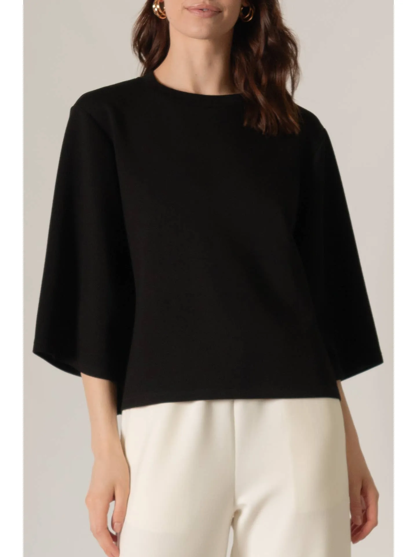 BUTTR SOFT 3/4 SLEEVE ROUND NECK TOP