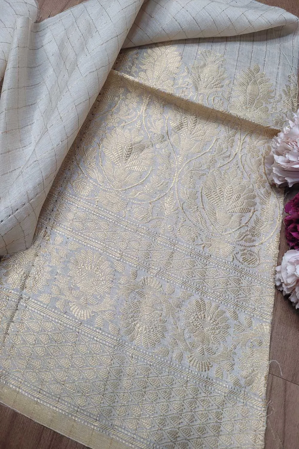 Dyeable Banarasi Handloom Pure Moonga Silk Fabric ( 2.5 Mtr )