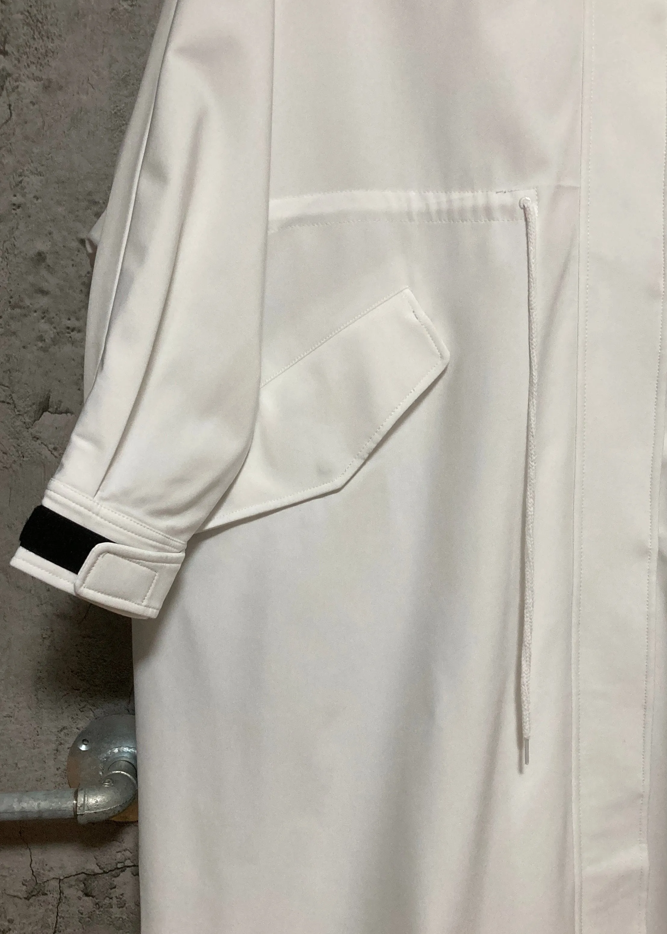 Uiscel water-repellent long coat stand collar white